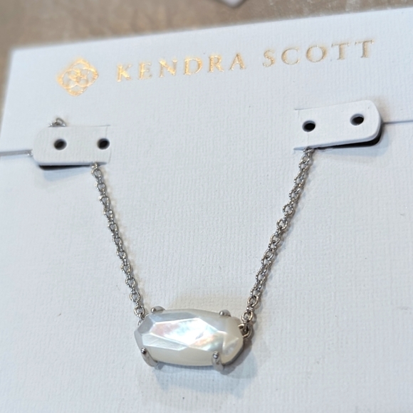 Kendra Scott Jewelry - Kendra Scott Ever cloud pendant in silver, brand new with tag, 17" long